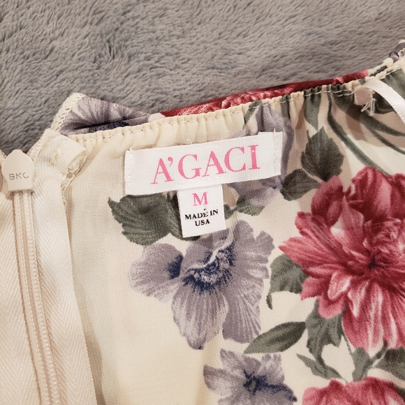 Floral Romper, Size M - Picture 5 of 5